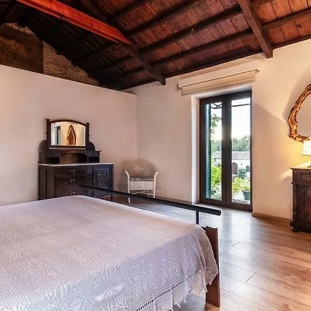 Flabouriaris Estate Holiday home *